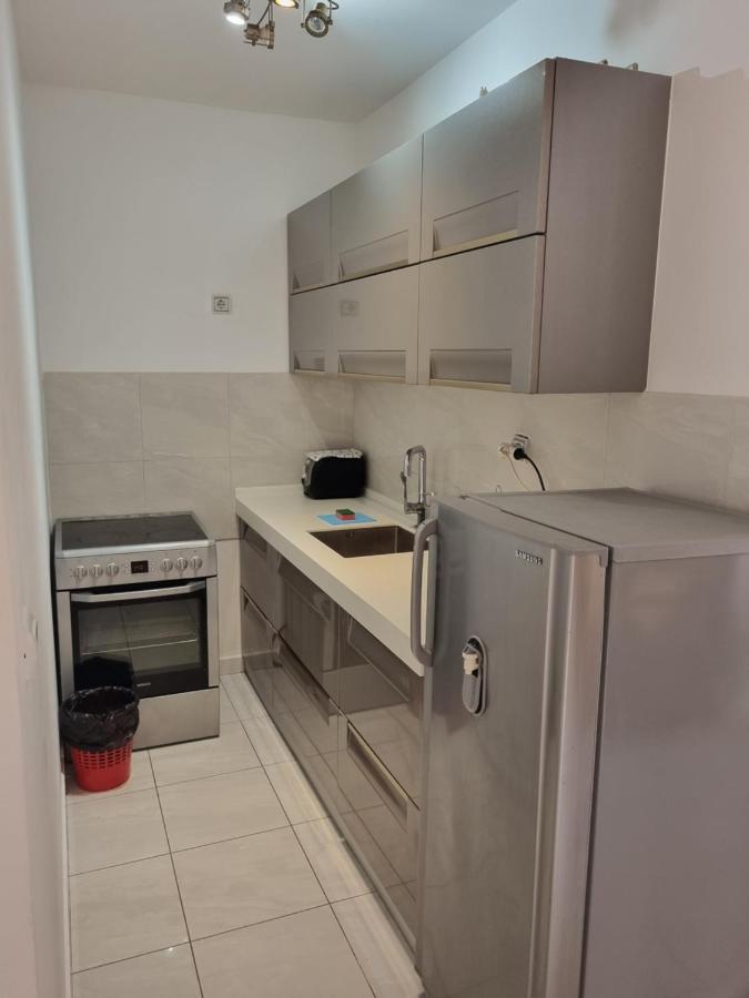 Apartments Rales สเวติ สเตฟาน ภายนอก รูปภาพ