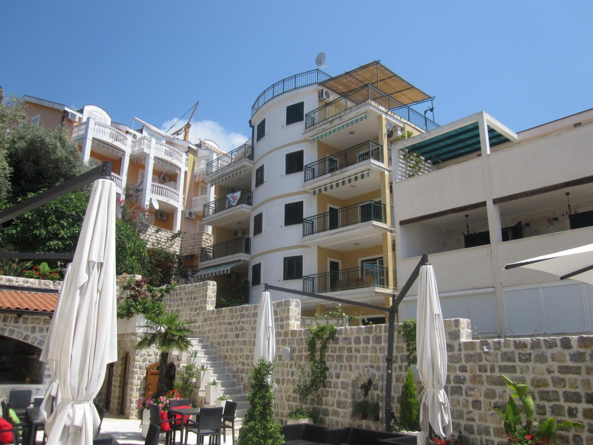 Apartments Rales สเวติ สเตฟาน ภายนอก รูปภาพ