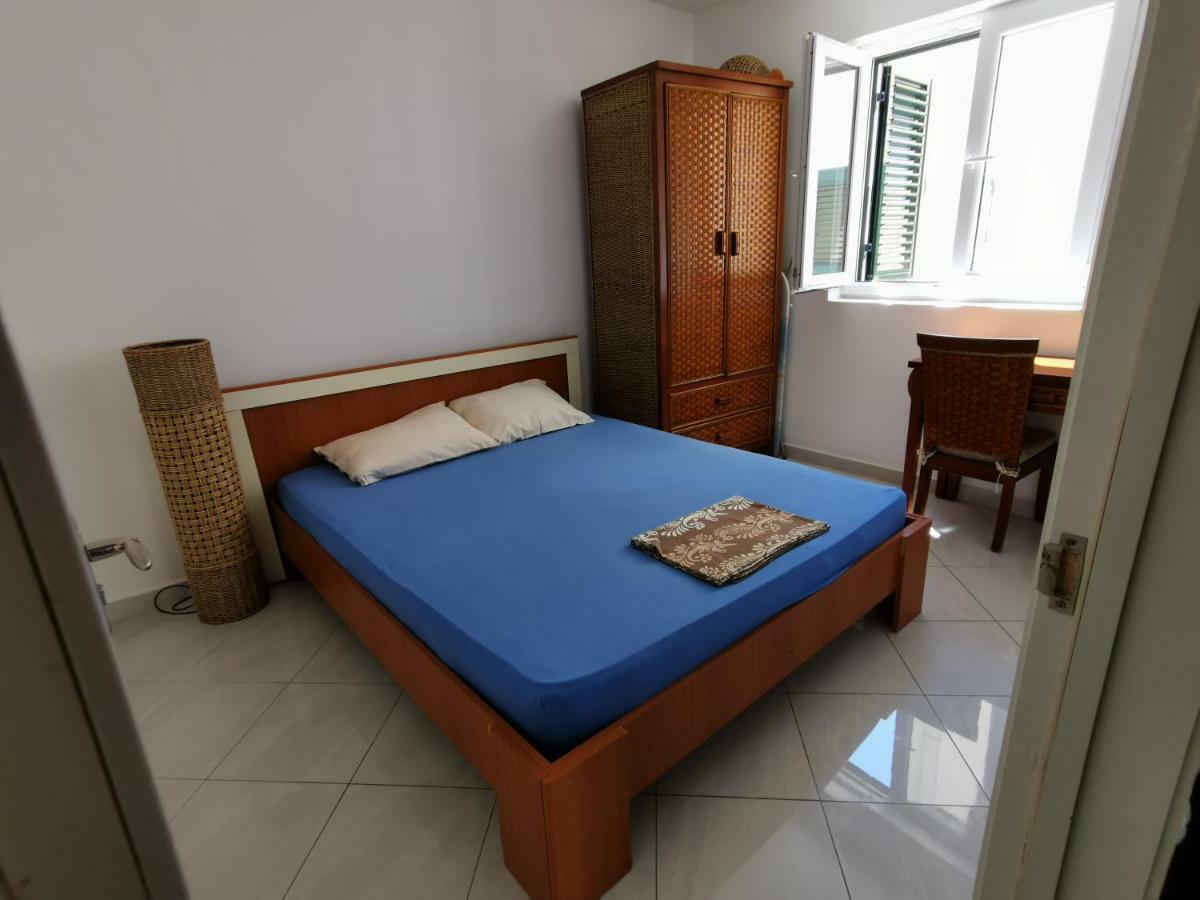Apartments Rales สเวติ สเตฟาน ภายนอก รูปภาพ