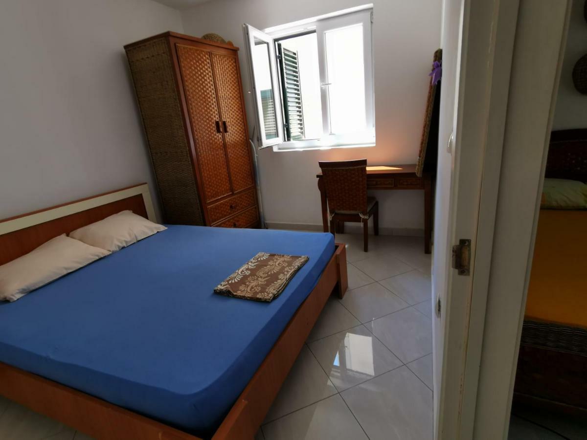Apartments Rales สเวติ สเตฟาน ภายนอก รูปภาพ
